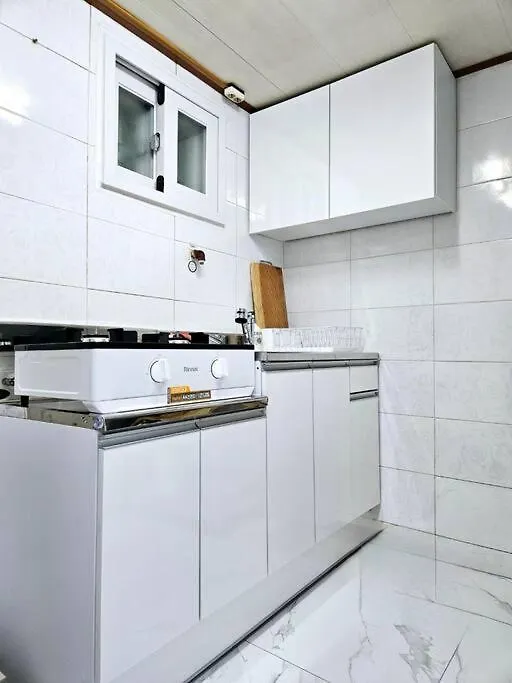 NewSeongsu/Konkuk U/Pogunistay Seoul South Korea