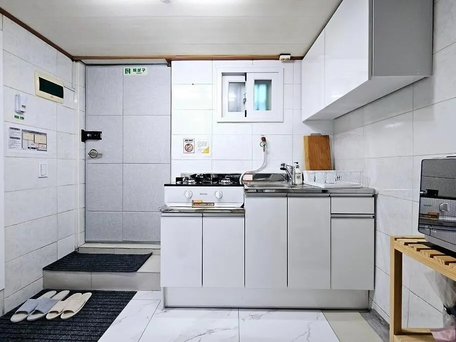 NewSeongsu/Konkuk U/Pogunistay Seoul South Korea